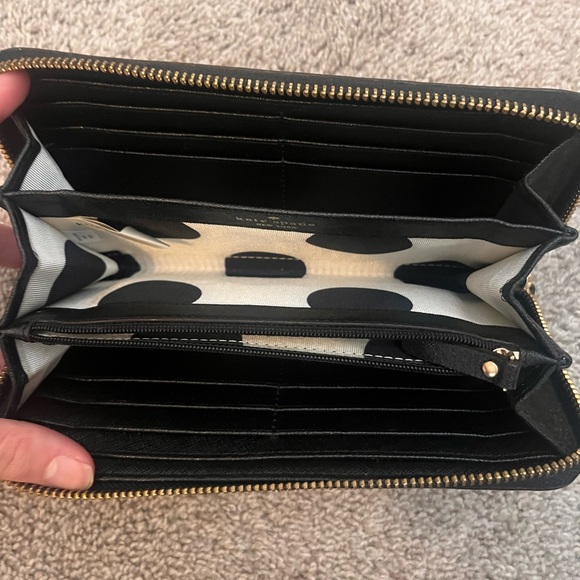 Kate Spade Wallet - Picture 5 of 7